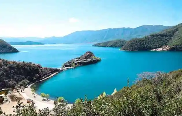 第7天西双版纳行程-从泸沽湖前往西双版纳,游览热带植物园