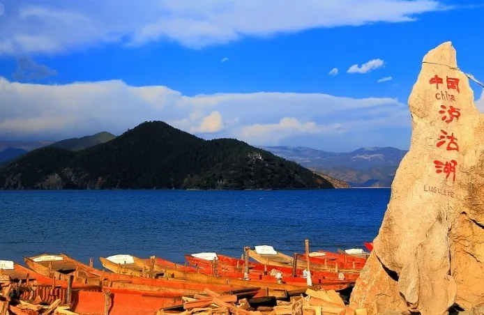 泸沽湖里格湖景