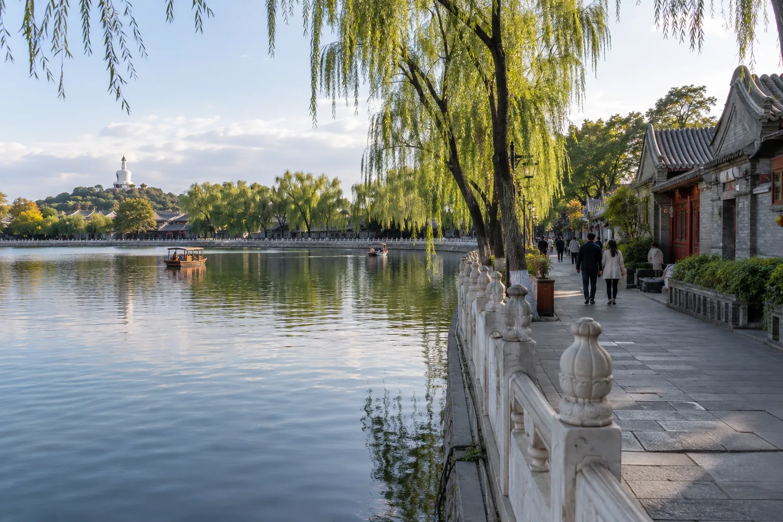 北京什刹海湖畔步道示意图