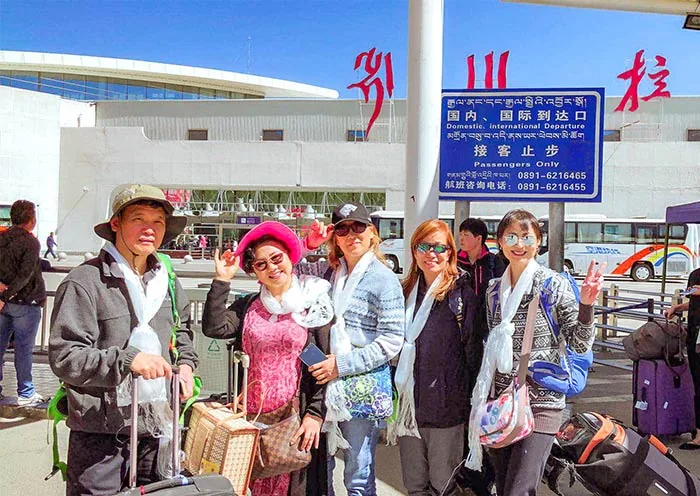 第1天抵达圣地拉萨适应高原(2)