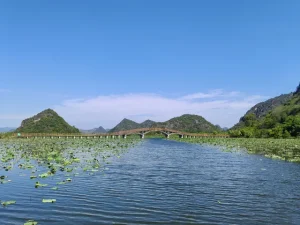 第5天建水慢体验,米轨小火车与团山民居的老房子