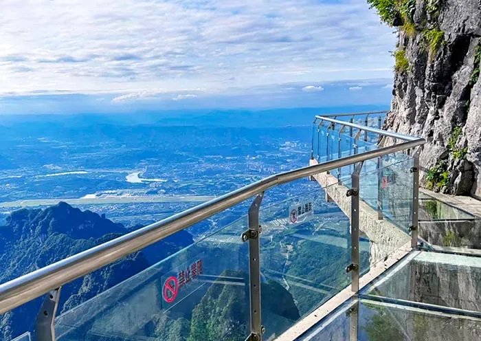 4-Day 3-Night Zhangjiajie Group Tour - Image 3